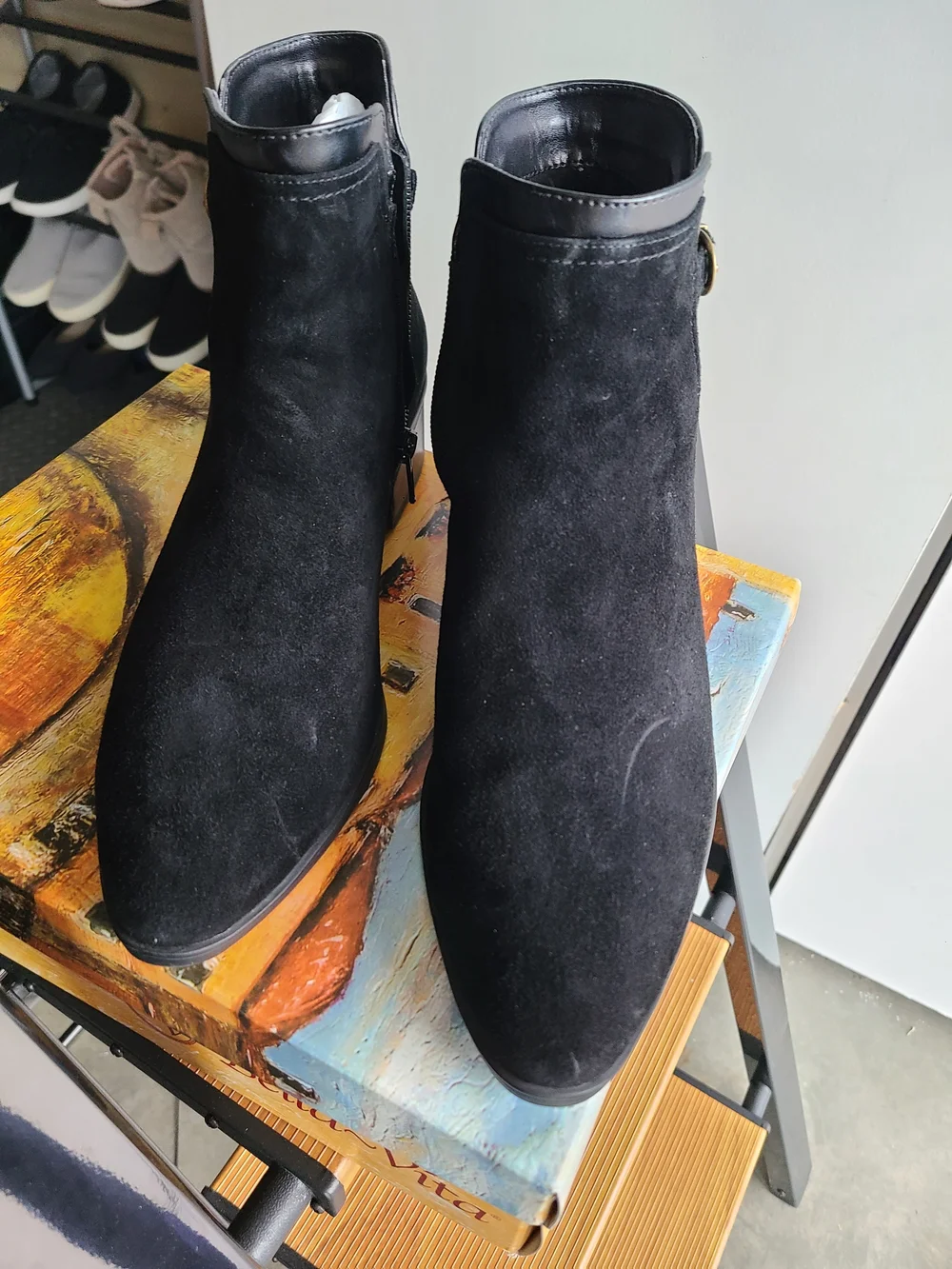 Bella Vita Beatrice Bootie Black Suede Leather Ankle Boot sz. 9.5